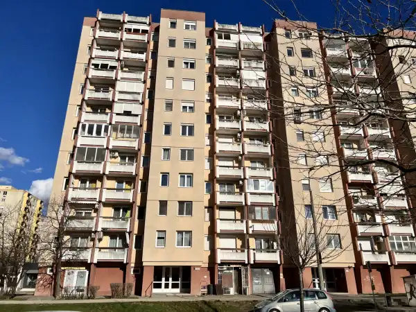 Eladó panellakás, Székesfehérvár 2 szoba 55 m² 49.9 M Ft