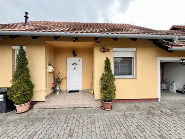 Eladó sorház, Székesfehérvár 2+2 szoba 83 m² 94.9 M Ft