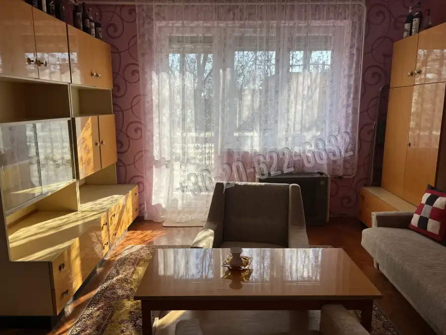 eladó téglalakás, Székesfehérvár