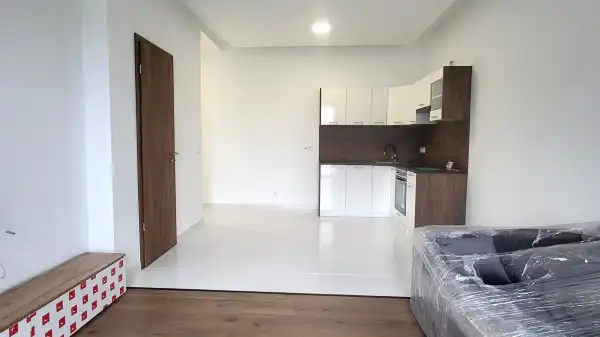 Eladó új építésű téglalakás, Velence 2 szoba 42 m² 43.9 M Ft